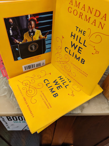 Book Store «Main Street Books Monroe LLC», reviews and photos, 110 E Main St #100, Monroe, WA 98272, USA