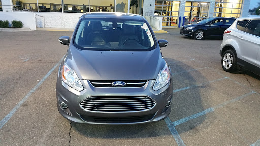 Suburban Ford of Sterling Heights Used Car Super Center