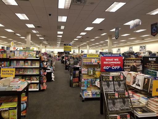 Book Store «Books-A-Million», reviews and photos, 318 Cox Creek Pkwy, Florence, AL 35630, USA