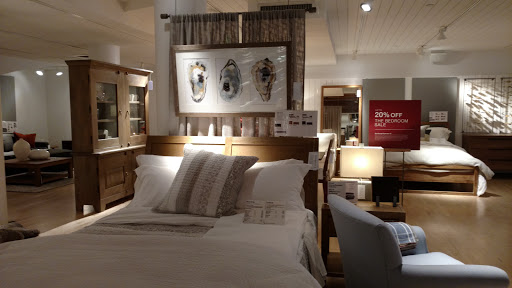 Furniture Store «Crate and Barrel», reviews and photos, 777 Boylston St, Boston, MA 02116, USA