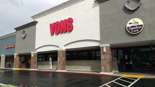 Grocery Store «Vons», reviews and photos, 804 W Beverly Blvd, Montebello, CA 90640, USA