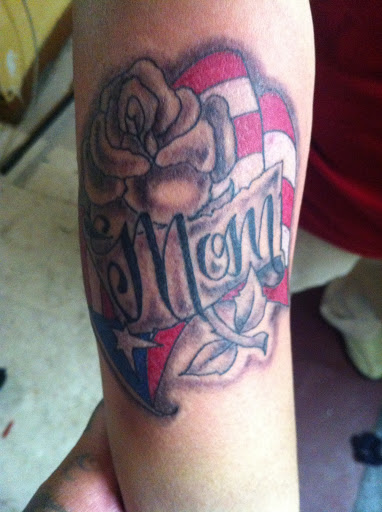 Tattoo Shop «TNT TATTOOS», reviews and photos, 1714 W 79th St, Chicago, IL 60620, USA