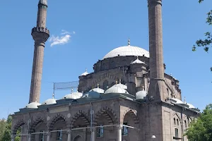 Bürüngüz Camii (İki Kapılı Camii) image