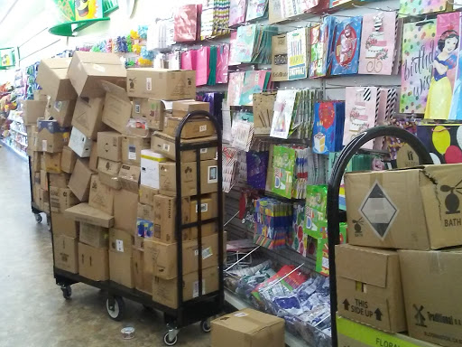 Dollar Store «Dollar Tree», reviews and photos, 1341 N Grove St, Wichita, KS 67214, USA