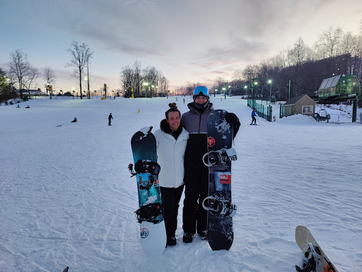 Snowboard Shop «Outfitters Ski Shop / OutBack Board Store», reviews and photos, 2221 Marietta Ave, Lancaster, PA 17603, USA