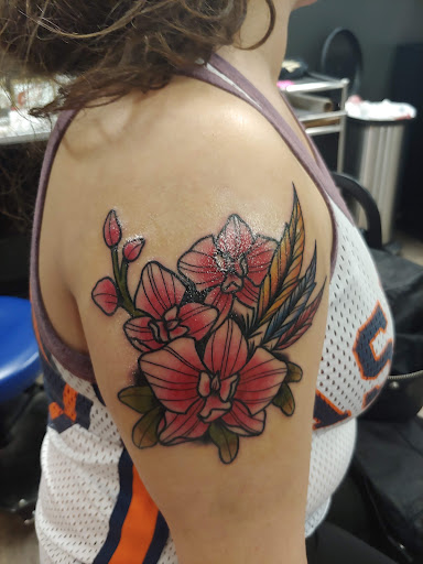 Tattoo Shop «Rock of Ages Tattooing», reviews and photos, 2310 S Lamar Blvd #105, Austin, TX 78704, USA