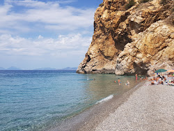Fotografie cu Spiaggia Baia Calavà cu nivelul de curățenie înalt