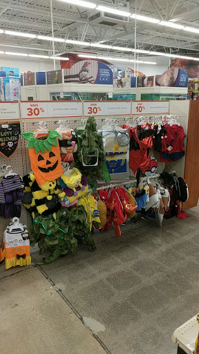 Pet Supply Store «PetSmart», reviews and photos, 291 Skokie Blvd, Northbrook, IL 60062, USA