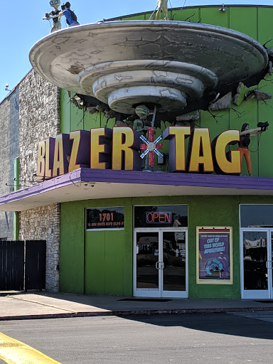 Shopping Mall «Southwood Shopping Center», reviews and photos, 1701 W Ben White Blvd, Austin, TX 78701, USA