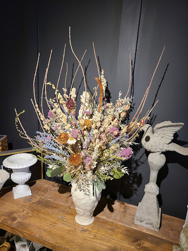 Florist «Buss Flower Shop», reviews and photos, 322 N Milwaukee Ave, Libertyville, IL 60048, USA