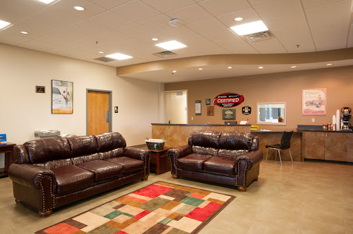 Auto Repair Shop «Oxmoor Collision Repair Center», reviews and photos, 11505 Electron Dr, Louisville, KY 40299, USA