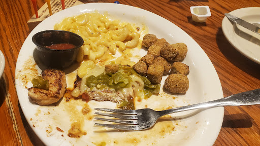 American Restaurant «Cracker Barrel Old Country Store», reviews and photos, 800 N Interstate Dr, Norman, OK 73072, USA