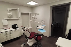 Studio Dentistico Roggino Tosatto image