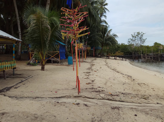 Wisata Pulau Mubut Darat