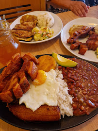 Bandeja paisa du Restaurant latino-américain El Cafetal à Boulogne-Billancourt - n°15