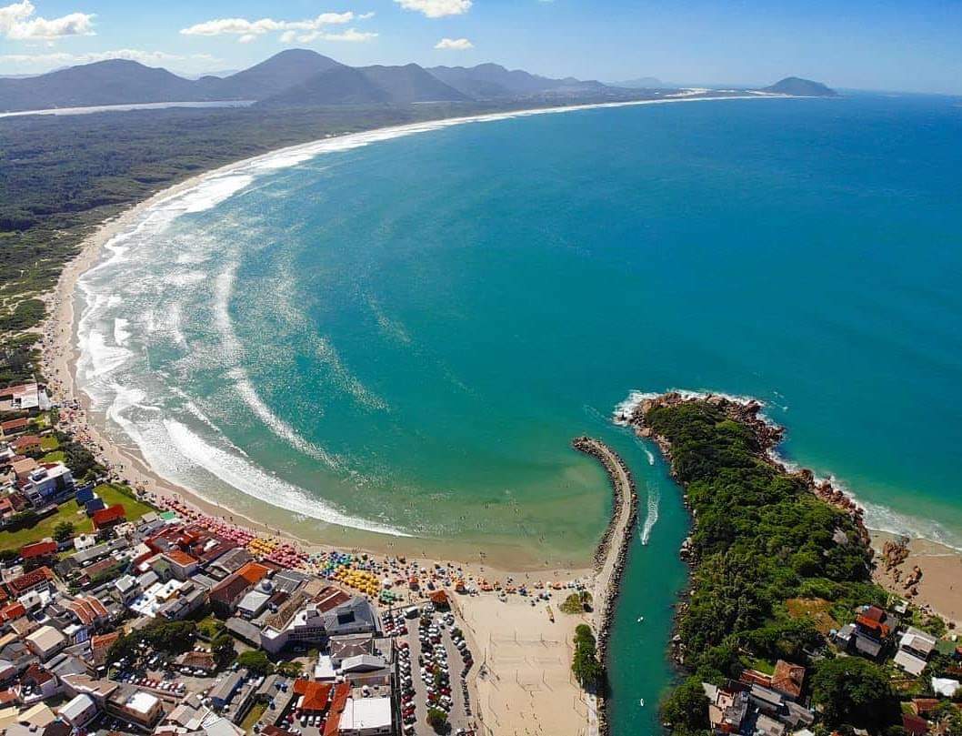 Barra da Lagoa Plajı'in fotoğrafı çok temiz temizlik seviyesi ile