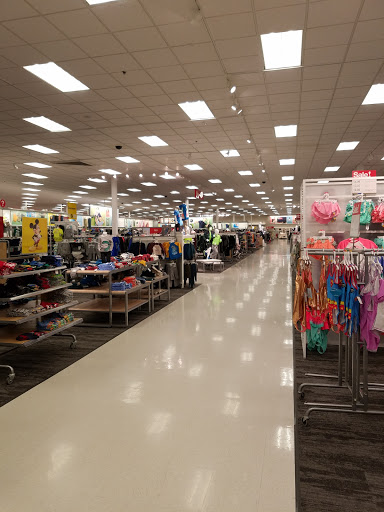 Department Store «Target», reviews and photos, 1901 13th Ave E, Tuscaloosa, AL 35404, USA