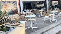 Atmosphère du Enoteca Restaurant et Artisan Traiteur à Le Lavandou - n°16