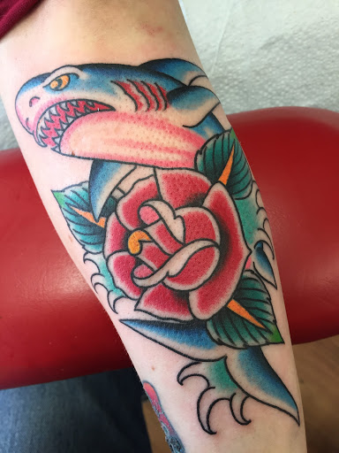 Tattoo Shop «Honeymoon Tattoo», reviews and photos, 10119 Fair Oaks Blvd, Fair Oaks, CA 95628, USA