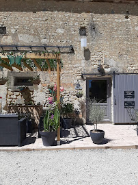 Photos du propriétaire du Restaurant lyn fleurs et deco snack à Le Pin-la-Garenne - n°11