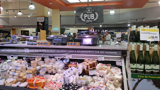 Grocery Store «Whole Foods Market», reviews and photos, 7511 Leesburg Pike, Falls Church, VA 22043, USA