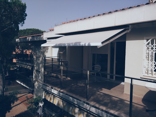 Tapisseria N. Esteba | Toldos Esteba – (Girona)