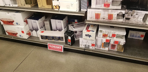 Home Goods Store «Tuesday Morning», reviews and photos, 1725 N Dysart Rd, Avondale, AZ 85392, USA