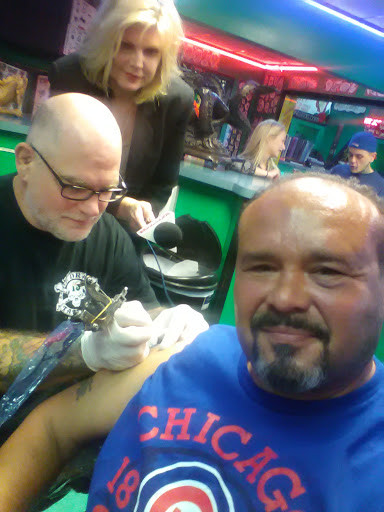 Tattoo Shop «Jade Dragon Tattoo Studio», reviews and photos, 5331 W Belmont Ave, Chicago, IL 60641, USA