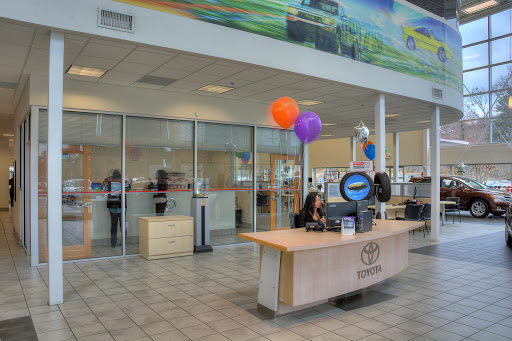 Toyota Dealer «World Toyota», reviews and photos, 5800 Peachtree Industrial Blvd, Atlanta, GA 30341, USA