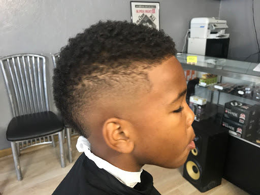 Barber Shop «Pro-Kutz Barbershop LLC.», reviews and photos, 7220 Edgewater Dr, Lockhart, FL 32810, USA