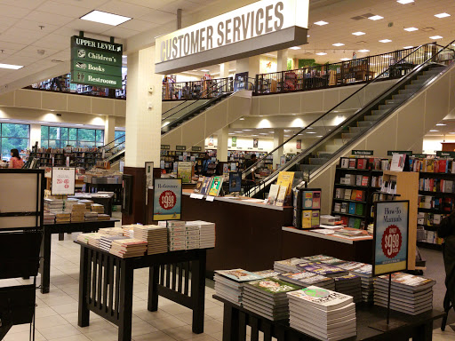 Book Store «Barnes & Noble», reviews and photos, 301 NE Northgate Way, Seattle, WA 98125, USA