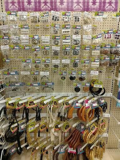 Fabric Store «Jo-Ann Fabrics and Crafts», reviews and photos, 4107 Telegraph Rd, Bloomfield Hills, MI 48302, USA