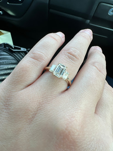 Jewelry Store «Genesis Diamonds (Cincinnati)», reviews and photos, 8060 Montgomery Rd #500, Cincinnati, OH 45236, USA