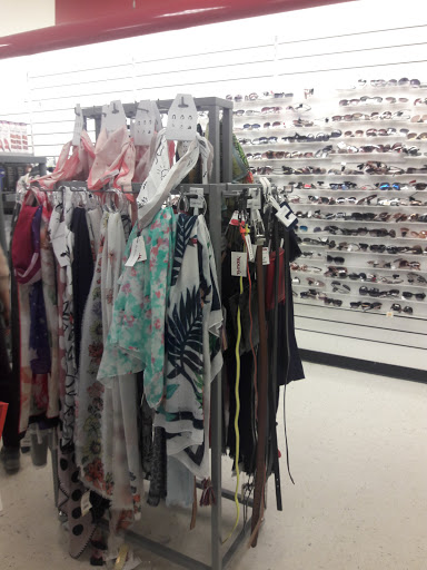 Department Store «T.J. Maxx», reviews and photos, 700 Broadway, Westwood, NJ 07675, USA