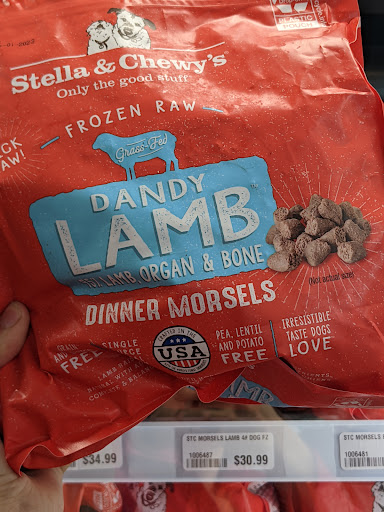 Pet Supply Store «Mud Bay», reviews and photos, 2540 NW 188th Ave, Hillsboro, OR 97124, USA