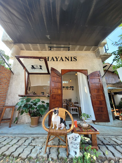 Chayanis studio and cafe