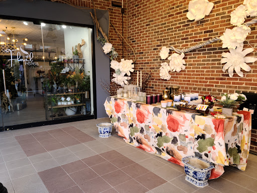 Shopping Mall «Green Spring Station-Shopping», reviews and photos, 10751 Falls Rd, Lutherville, MD 21093, USA