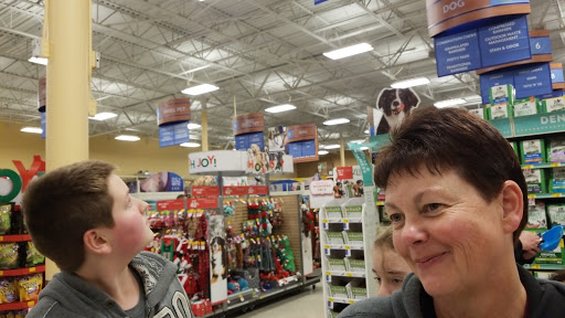 Pet Supply Store «PetSmart», reviews and photos, 215 N Burkhardt Rd, Evansville, IN 47715, USA