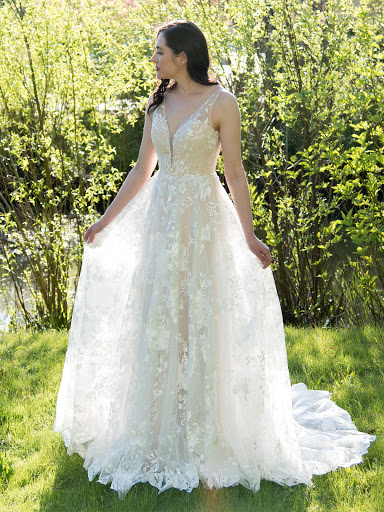 Bridal Shop «Tulip Bridal», reviews and photos, 1495 NW Gilman Blvd STE 12, Issaquah, WA 98027, USA