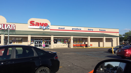 Save-A-Lot, 26150 Gratiot Ave, Roseville, MI 48066, USA, 