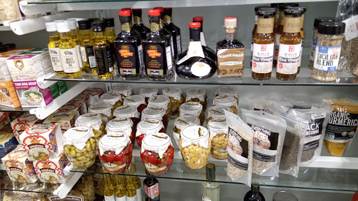 Shopping Mall «Cross County Shopping», reviews and photos, 8000 Mall Walk, Yonkers, NY 10704, USA