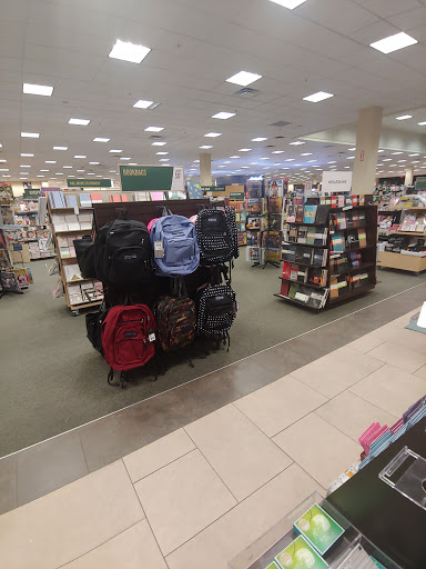 Book Store «Barnes & Noble», reviews and photos, 6501 Grape Rd #1200, Mishawaka, IN 46545, USA