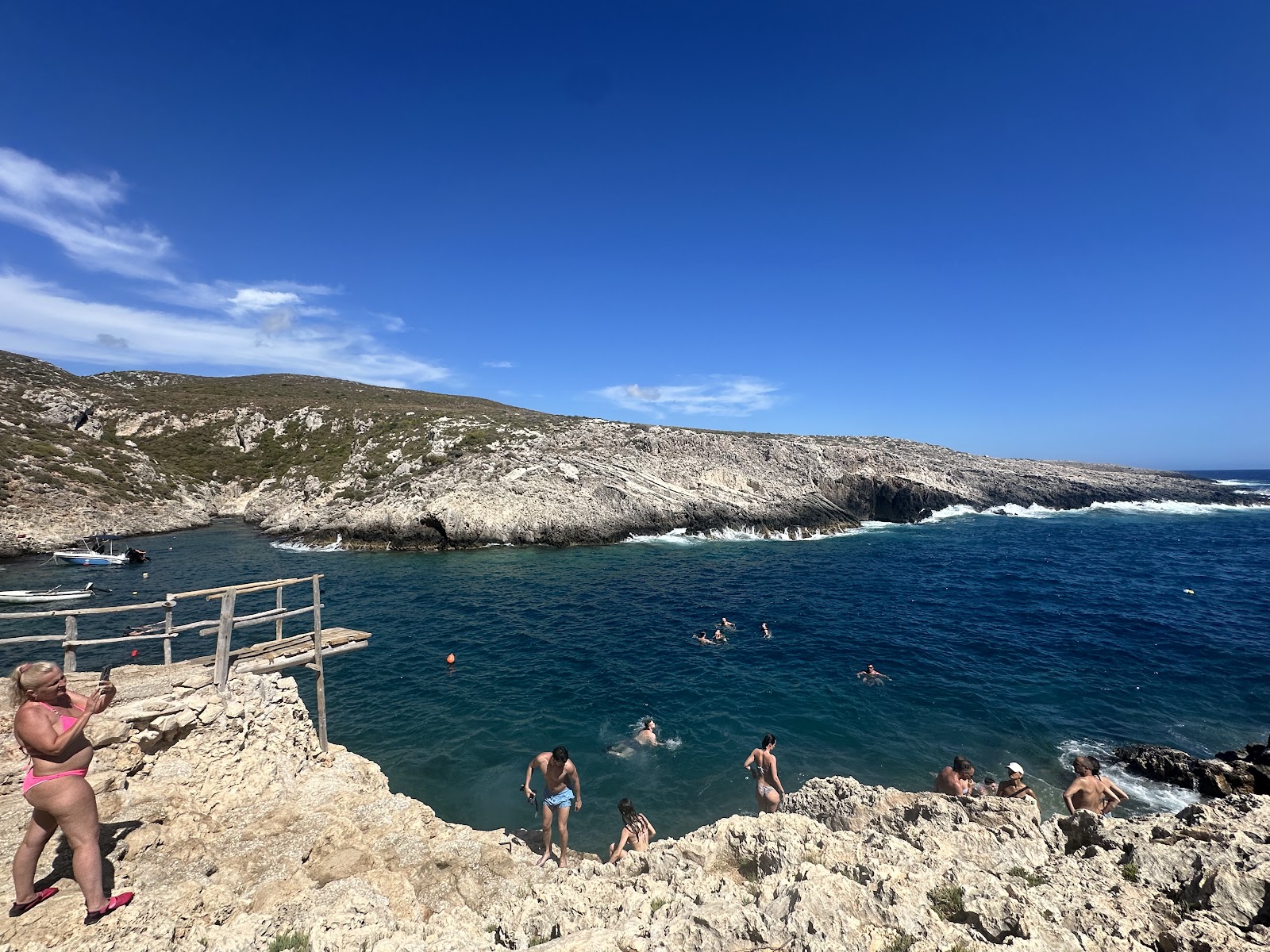 Porto Roxa Beach'in fotoğrafı çok temiz temizlik seviyesi ile