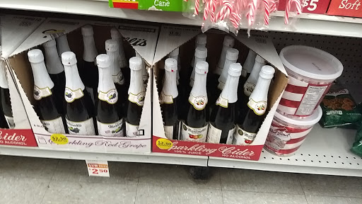 Dollar Store «FAMILY DOLLAR», reviews and photos, 3310 Dogwood Dr, Hapeville, GA 30354, USA