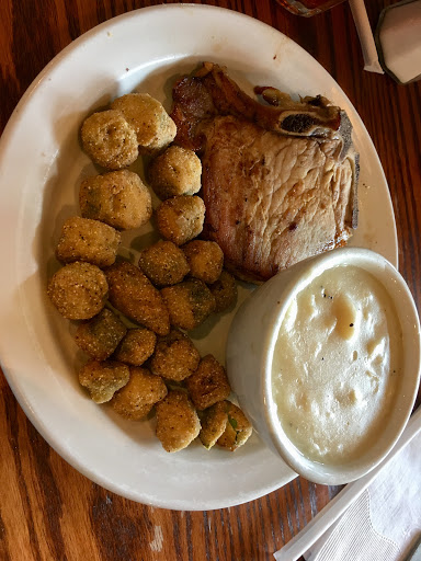 American Restaurant «Cracker Barrel Old Country Store», reviews and photos, 4001 S Frontage Rd, Vicksburg, MS 39180, USA