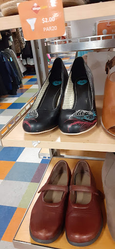 Thrift Store «Goodwill Industries of the Chesapeake, Inc.», reviews and photos