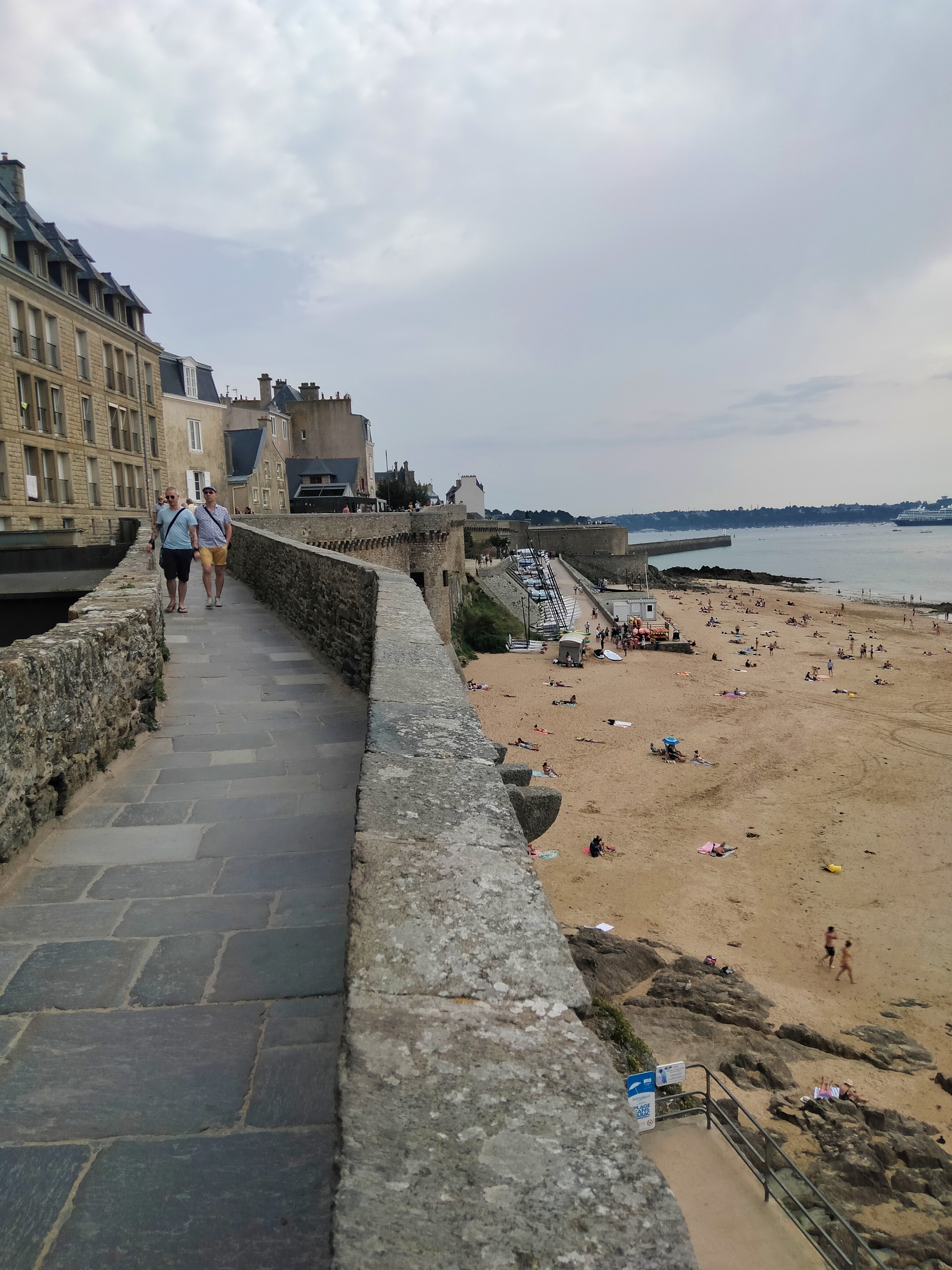Photo n° 30 de l'avis de Pascal.a fait le 10/09/2023 à 18:47