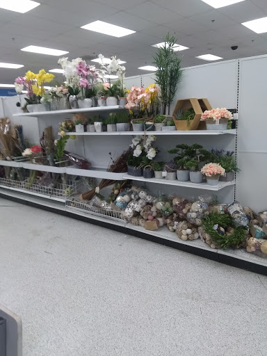 Clothing Store «Ross Dress for Less», reviews and photos, 20618 I-45, Spring, TX 77373, USA