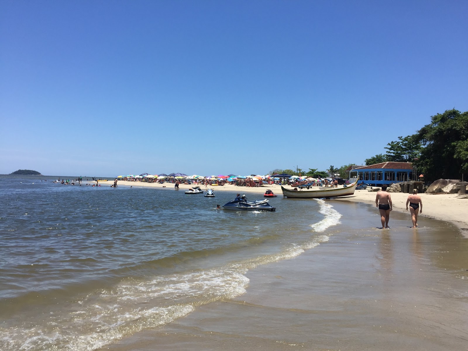 Foto di Spiaggia di Caieiras con una costa spaziosa