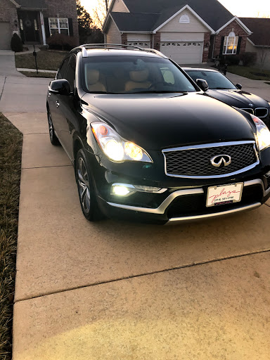 Infiniti Dealer «Plaza Infiniti», reviews and photos, 755 N New Ballas Rd, Creve Coeur, MO 63141, USA